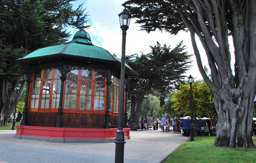 Plaza-de-Punta-Arenas